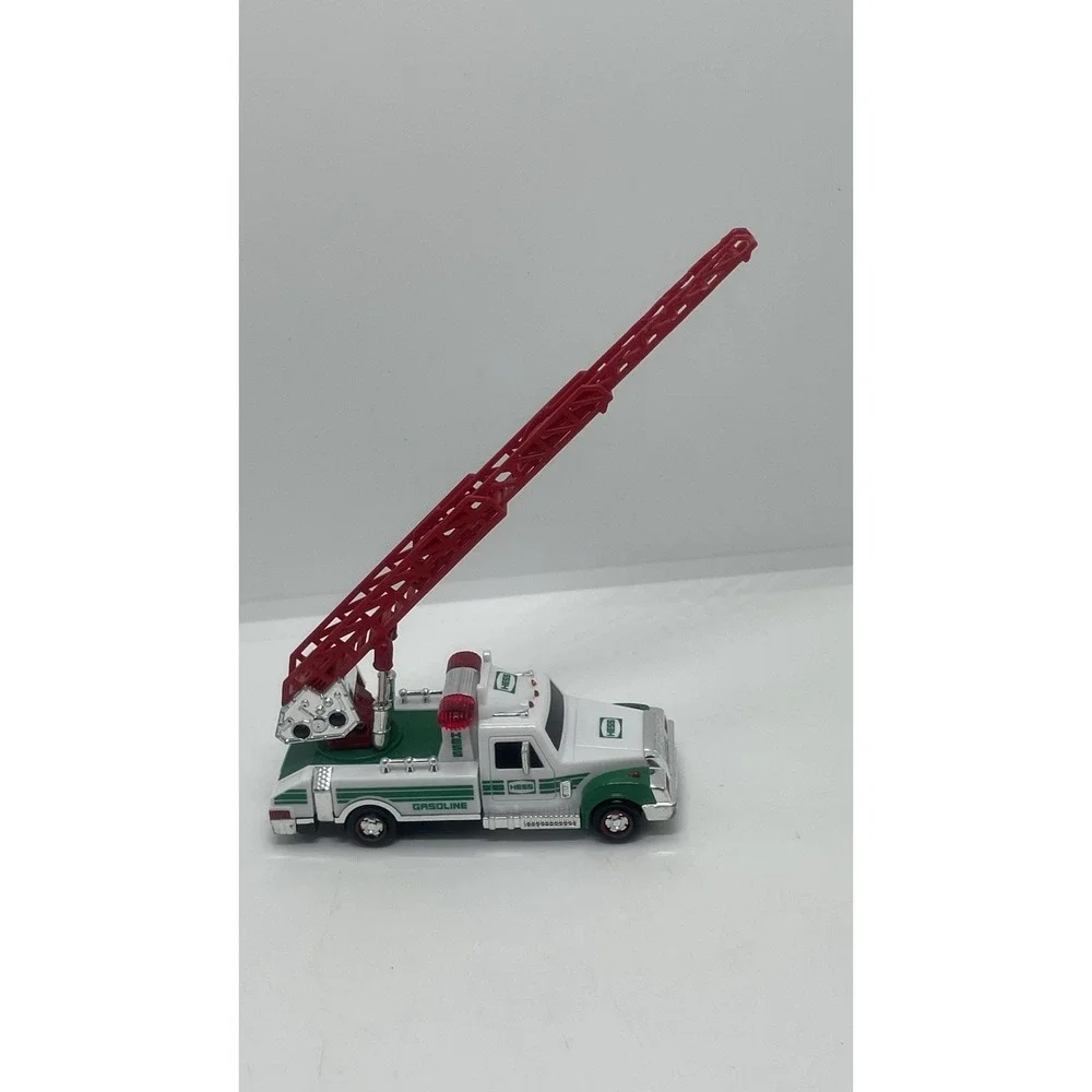 Vintage 1994 HESS Rescue Ladder Fire Truck With‎ Lights And Sound WORKS!!!